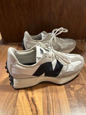 New Balance Women’s Cream and Black Retro-Style Runner Sneakers